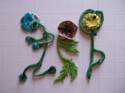 Fleur de Shériff, papier, laine & céramique. Fleur de Shériff, papier, laine & céramique.