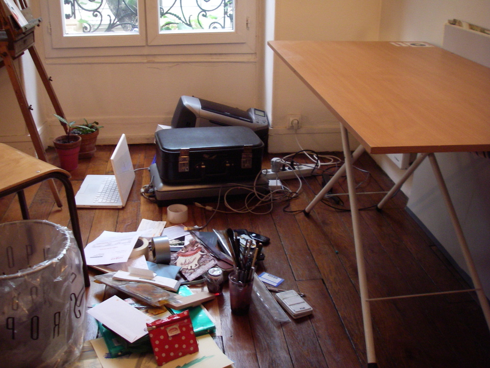 Ce matin, 10:18, installation du nouveau bureau