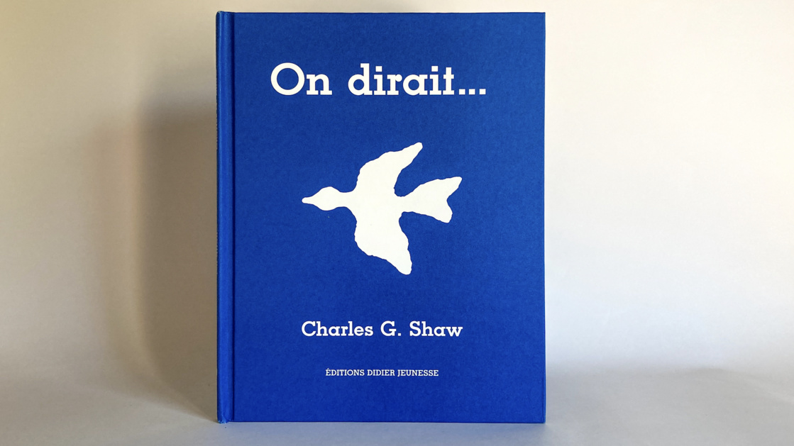 On dirait une tache de lait On dirait une tache de lait